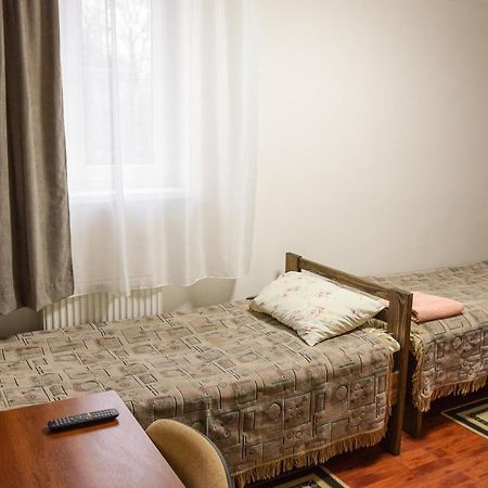 Gostynniy Dvir Hostel Ternopil Exterior foto